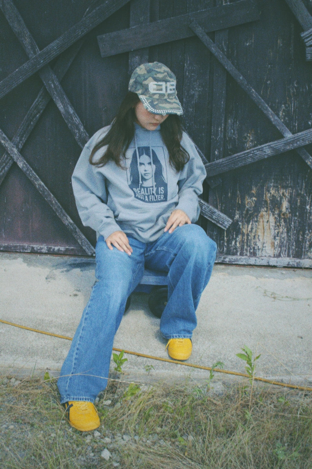 VISUAL LIE PULLOVER HOODIE