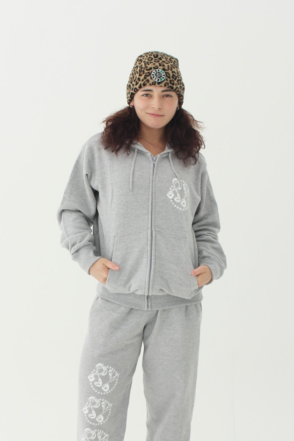 SPARKLE PATCH LEOPARD KNIT CAP