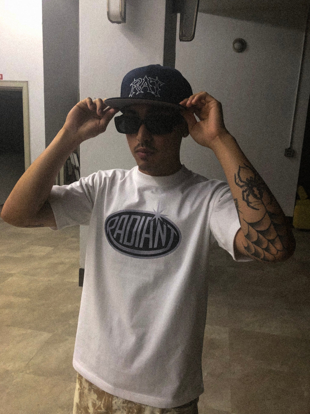 Small Halo Oval S/S Tee