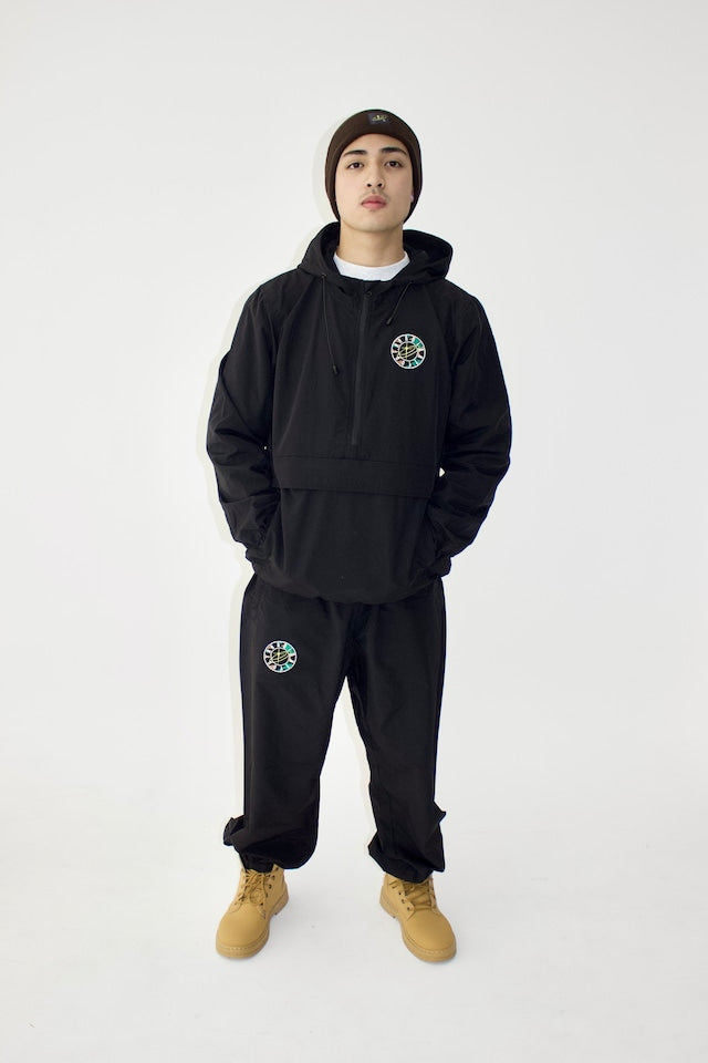 SPARKLE PATCH NYLON PANTS