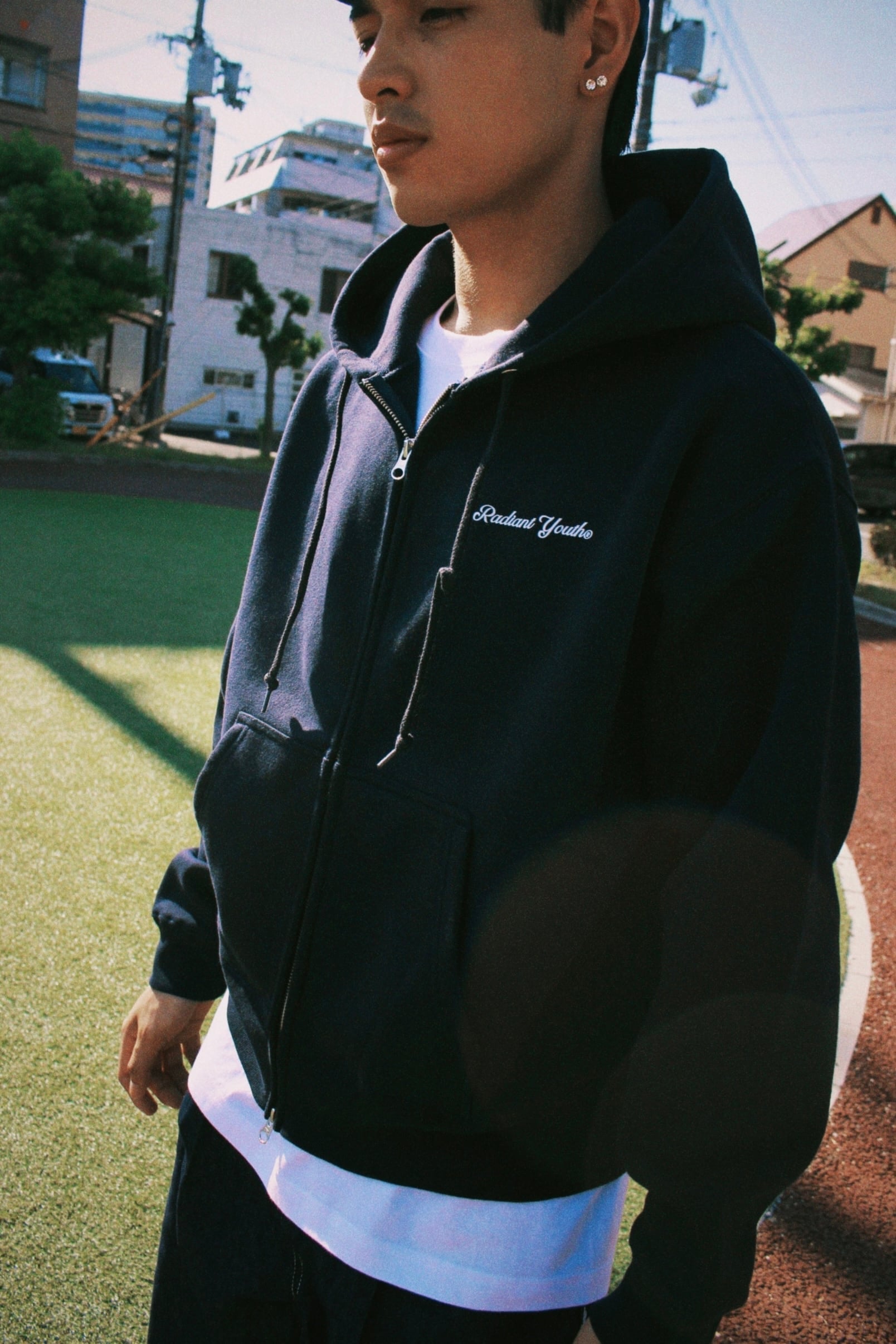 BASIC LOGO ZIP HOODIE