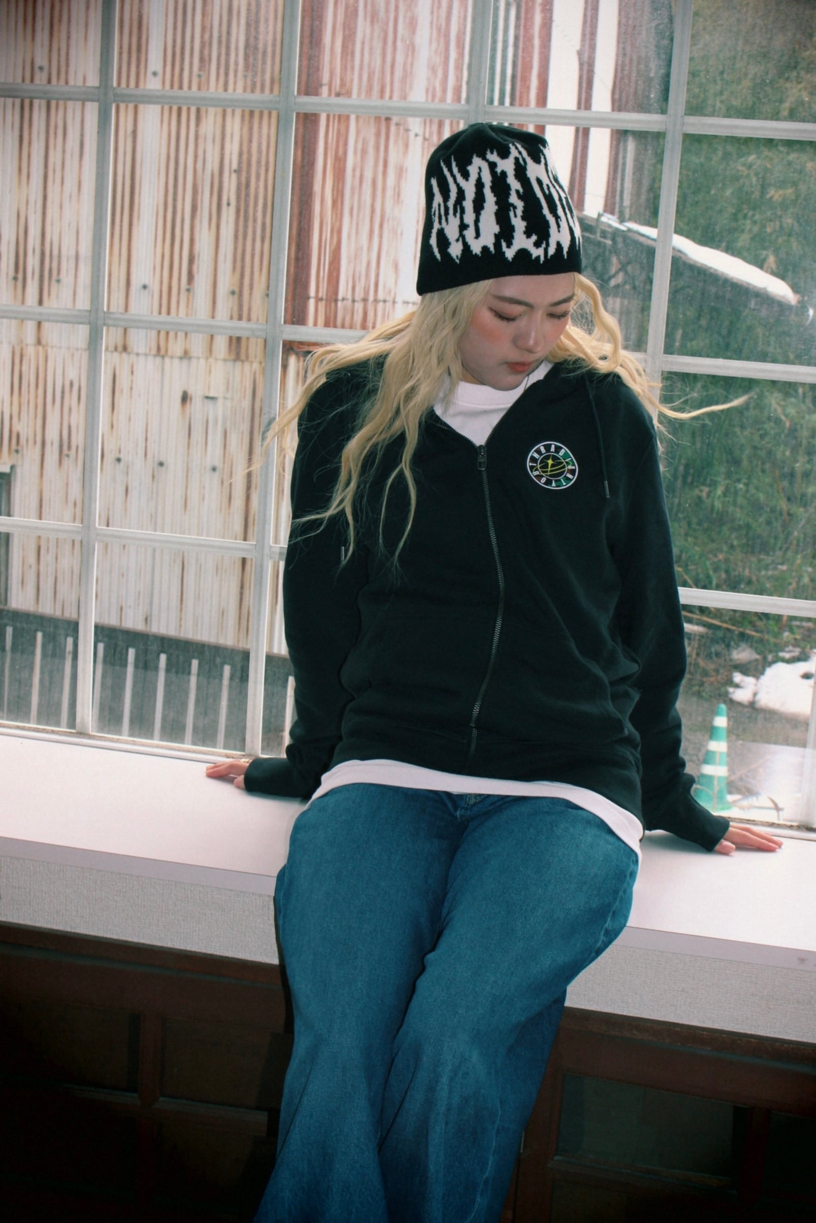 SPARKLE LOGO ZIP HOODIE