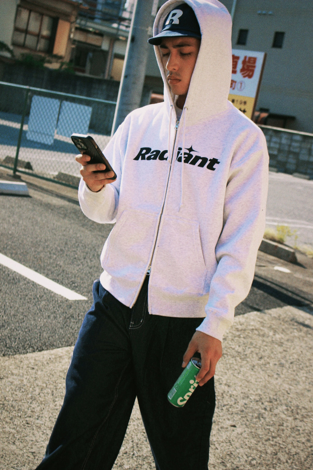 RADIANT SPARK ZIP HOODIE